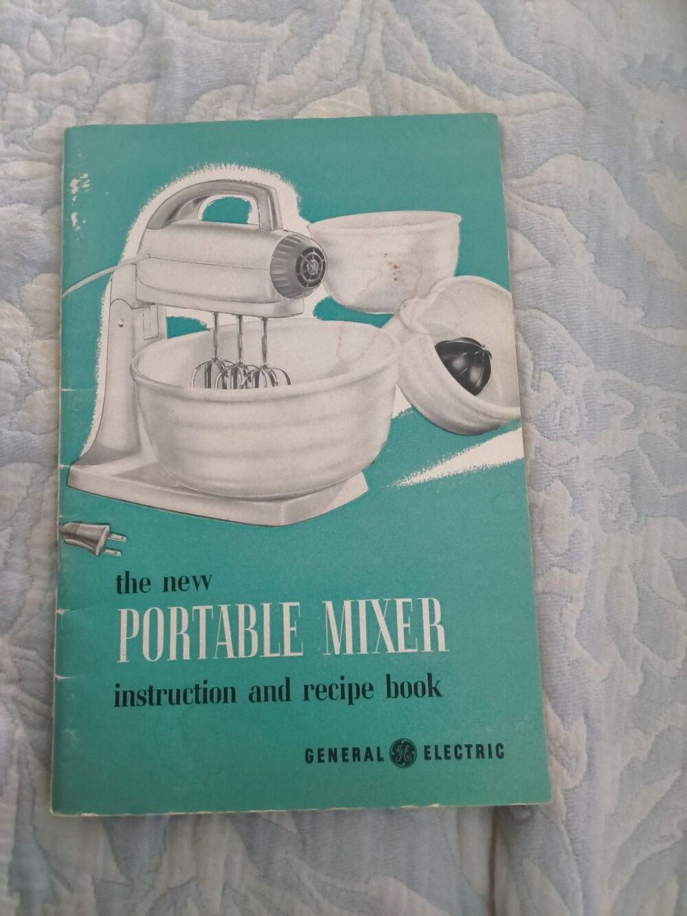 Vintage General Electric Mixmaster Mixer Instruction Manual & Recipe Booklet
